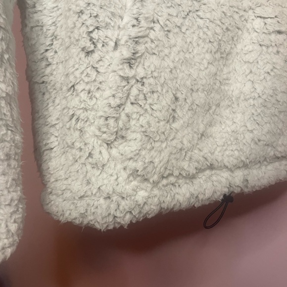 Victoria’s Secret PINK Frosted White Sherpa Quarter Zip Pullover - Picture 3 of 12